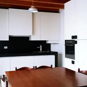  Apartamento Trabucco Italia